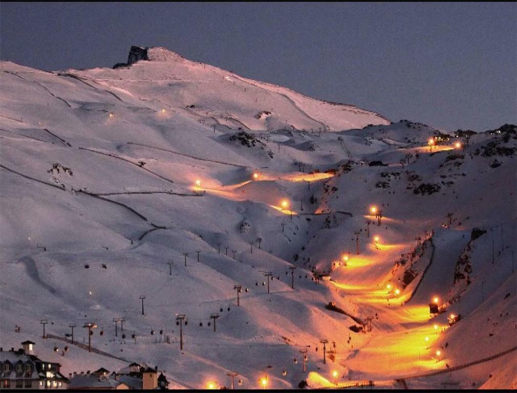 Apartamento Edificio Serraneu. Sierra Nevada. Granada Екстер'єр фото